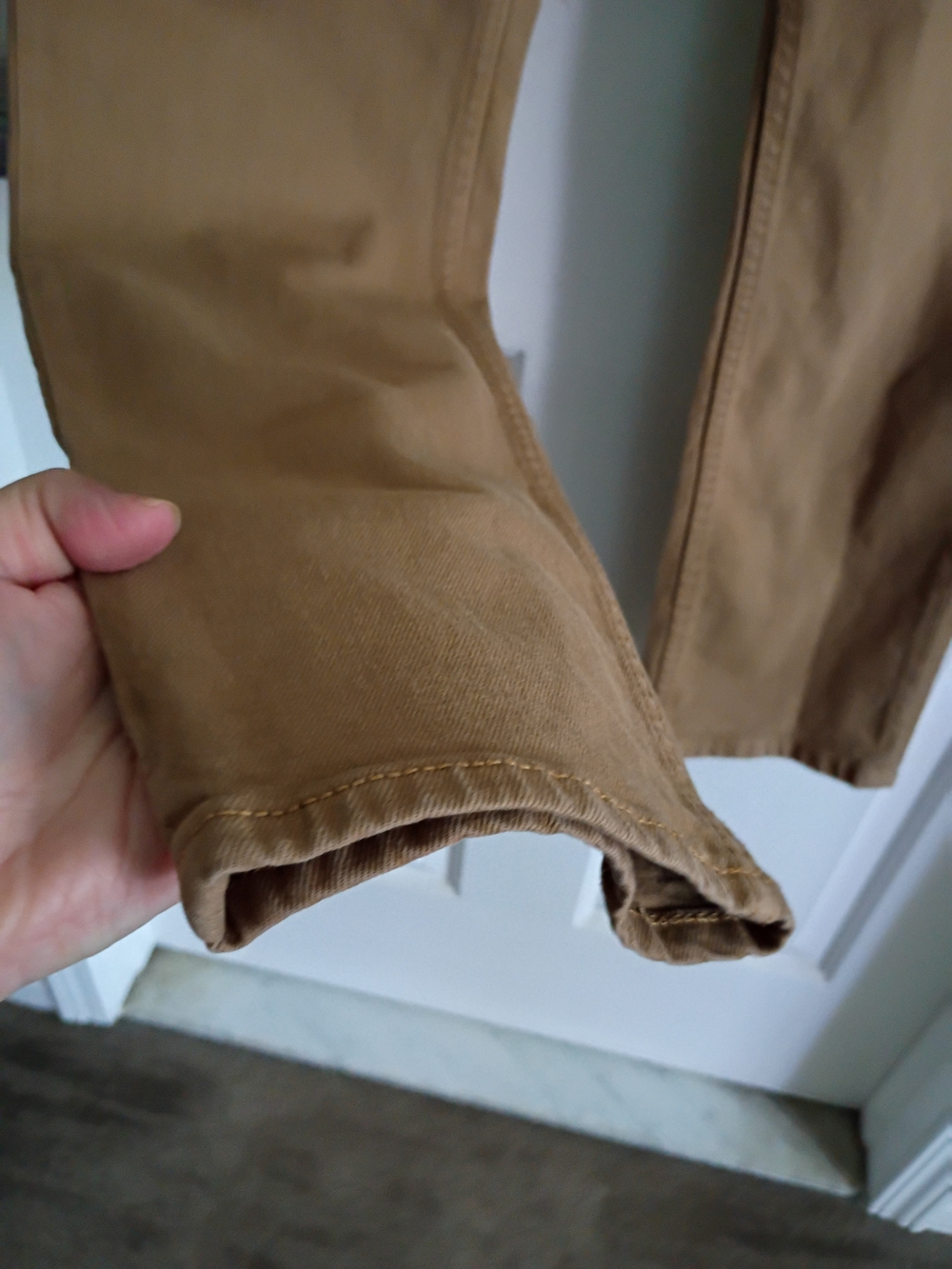 Old Navy Slim Straight Khaki Jeans - Picture 7 of 9